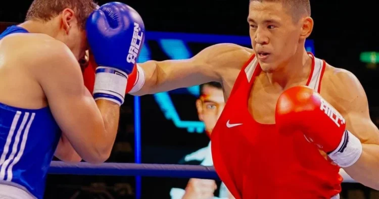 Қазақстандық үш боксшы Азия чемпионатының финалына шықты