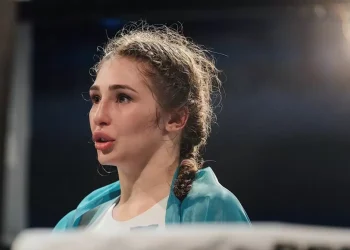 Ангелина Лукас чемпиондық белбеуін Қазақстанда қорғамақшы