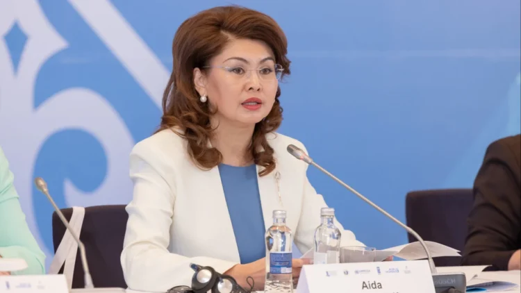Аида Балаева қазақстандықтарды Отбасы күнімен құттықтады