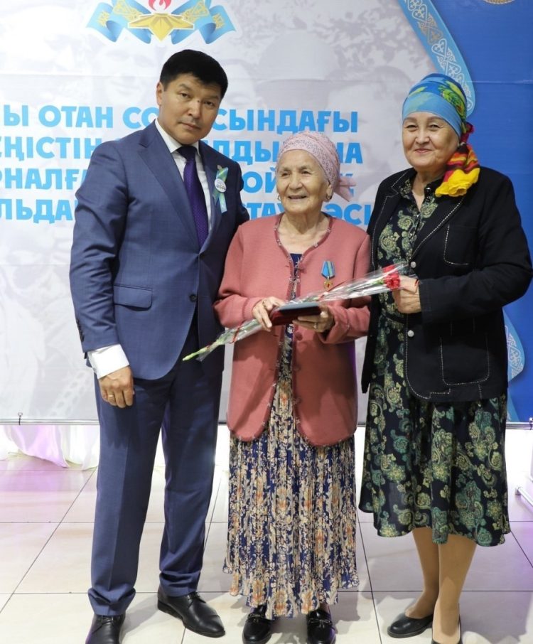 Талдықорғанда мерекелік медаль табысталды