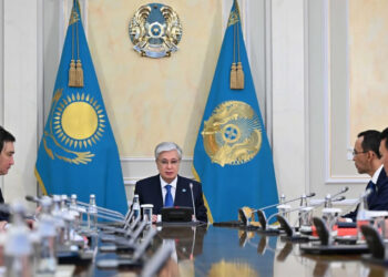 Тоқаев Көлік министрі Қарабаевқа сөгіс жариялады