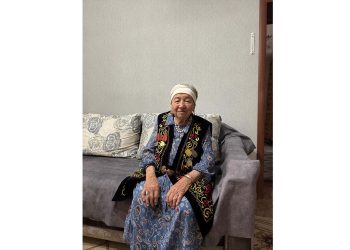 Еңбек майданының батыры