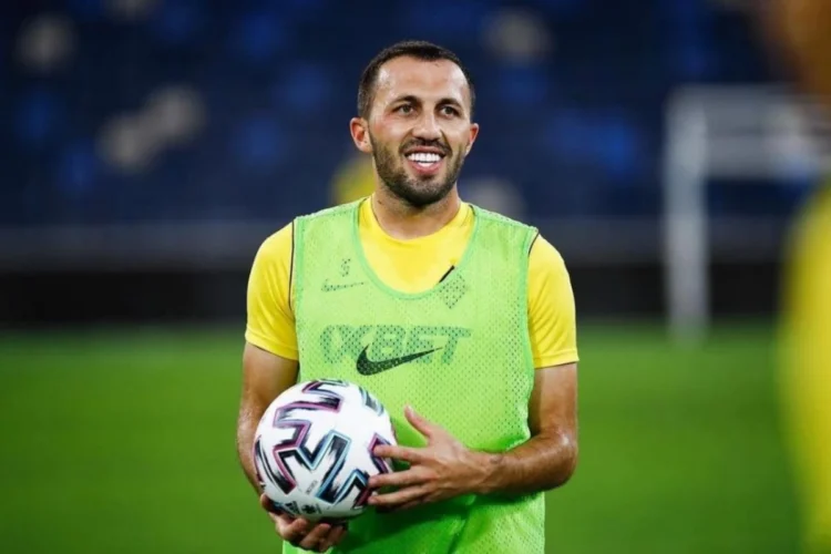 Қазақстан ұлттық құрамасының экс-футболшысы Ғафуржан Сүйімбаев мансабын аяқтады