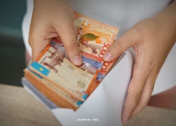 Қазақстандықтар орта есеппен айына 423 мың теңге жалақы алады