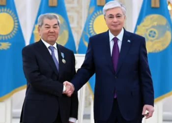 Президент Қуаныш Сұлтановқа «Отан» орденін cалтанатты түрде табыстады