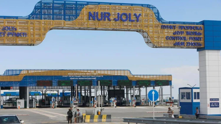 Қазақстан мен Қытай шекарадағы транзит жағдайларын жақсартуға уағдаласты