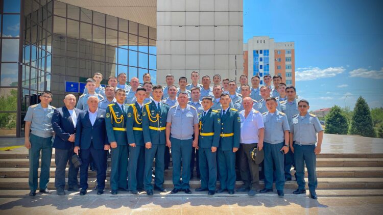 Жас лейтенаттарға құрмет – ұланды істің бастауы
