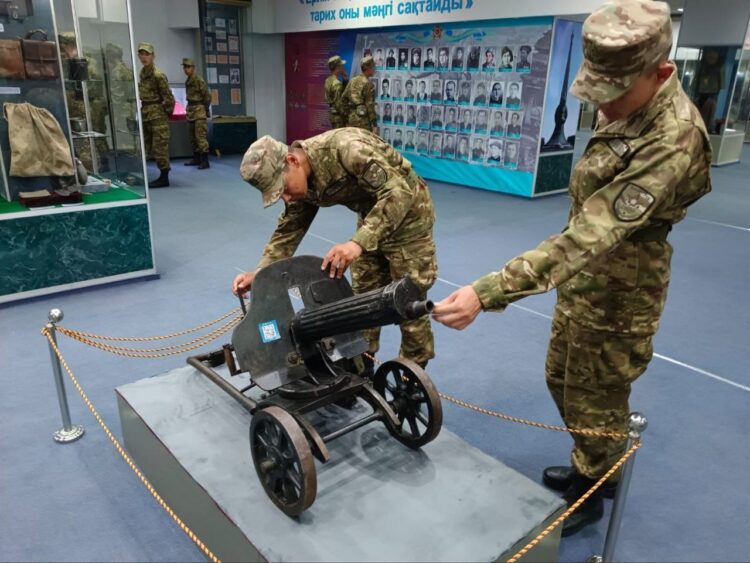 Тарихпен тілдесті