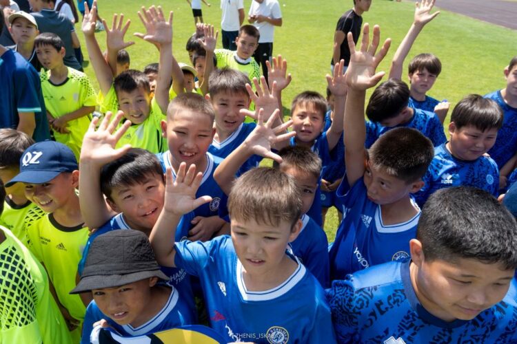 Жетісу облысының «J-LEAGUE» жобасы аясында жасөспірімдер арасында футбол ойының ақтық кезеңі басталды