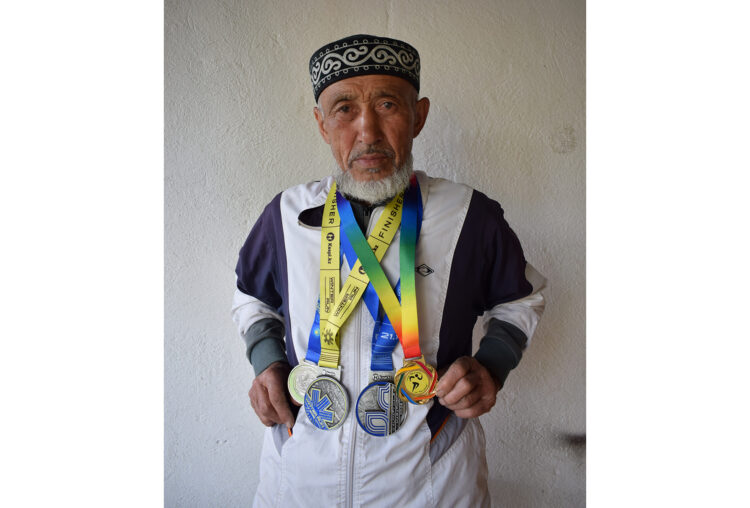 Жетпісінде желдей  ескен желаяқ