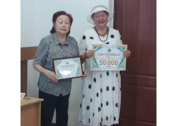 Кариялар жыр додасына түсті