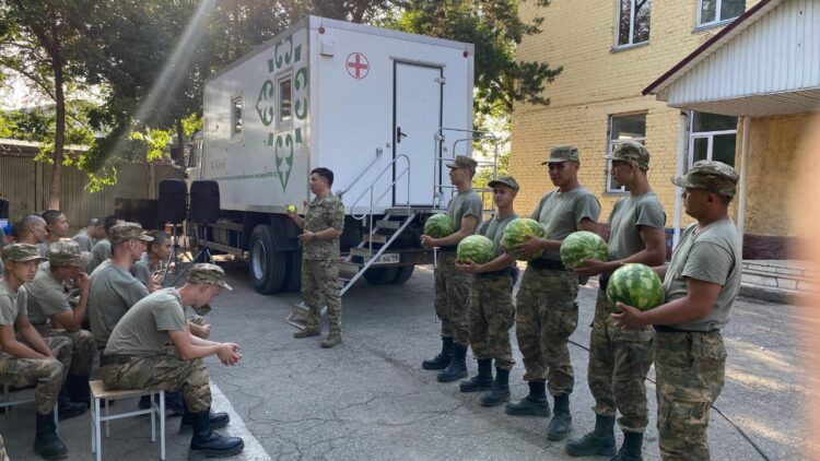 Жас сарбаздармен «Прокурор сағаты» өткізілді