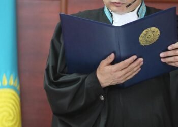 Тоқаев судьялар мен сот қызметкерлерін құттықтады