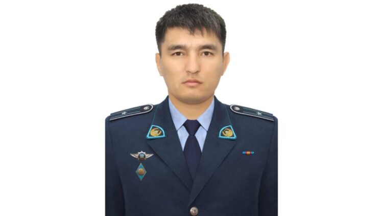 Бала құтқарған батыр