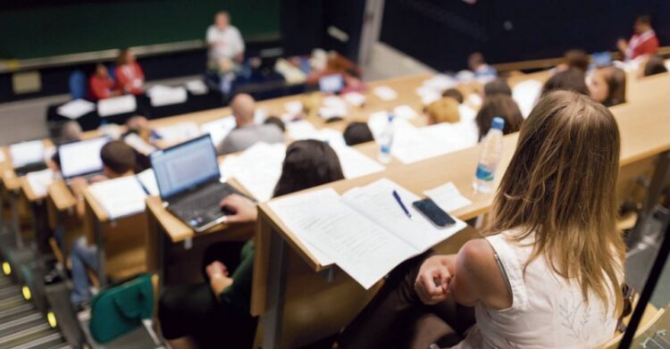 Жоғары оқу орындарындағы академиялық адалдық мәселелері