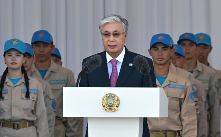 Мемлекет басшысы XI «Айбын» халықаралық әскери-патриоттық жастар жиынын ашты