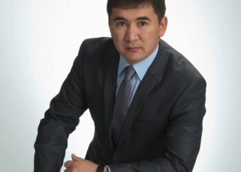 Cырбаз азаматы һәм сөз сардары