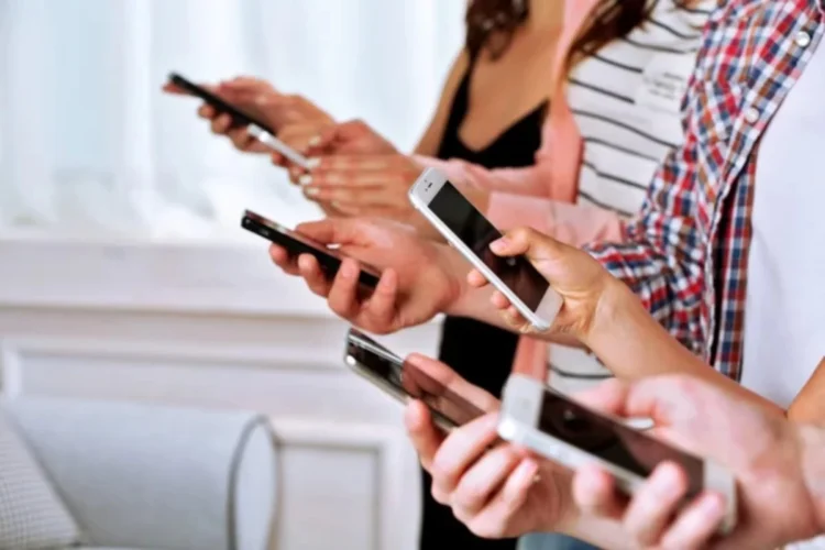 Қазақстанда байланыс пен интернет үшін жаңа «салық» енгізу ұсынылды