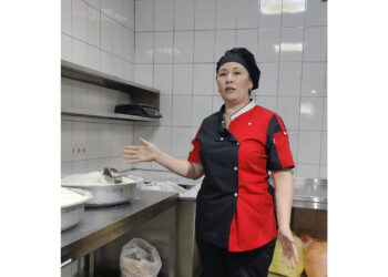 Алғыс арқалаған Ақмарал