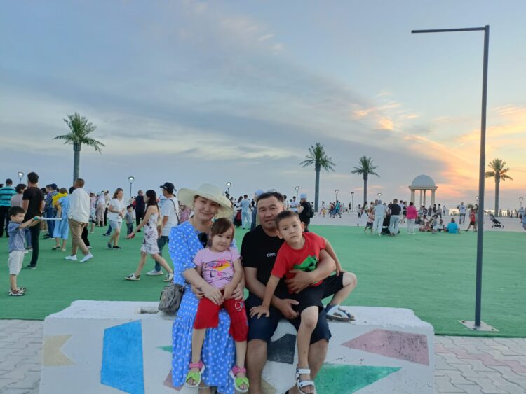 Әскер қатарындағы ақ халатты абзал жан