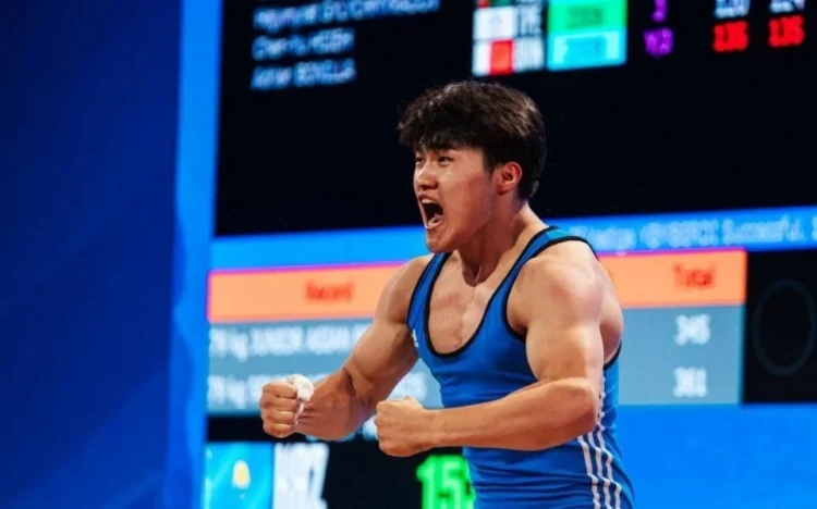 Ауыр атлетикадан Едіге Емберді рекорд орнатты