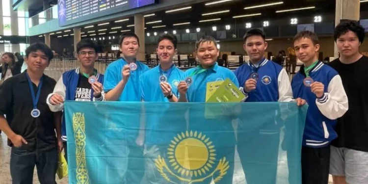 Талдықорғандық оқушы Еуропадағы олимпиадада алтын жүлде жеңіп алды