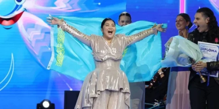 Жетісулық әнші «Славян базары 2025» байқауының Гран-при иегері болды