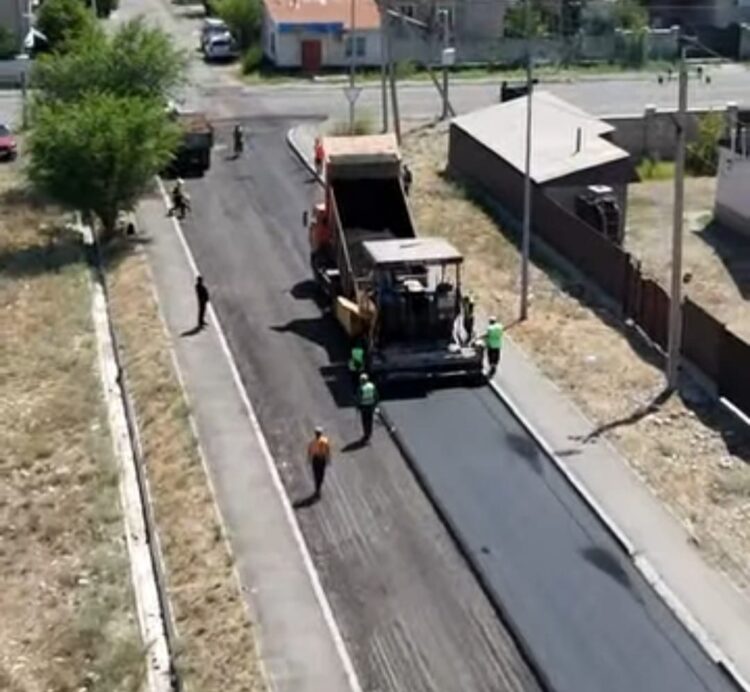 Талдықорғанда жол жөндеу жұмыстары жүйелі жүргізілуде