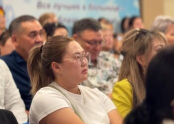 Жетісуда полицейлер 200-ге жуық медицина қызметкерімен кездесу өткізді