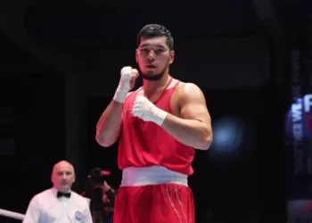 Айбек Оралбай Астана өтіп жатқан Әлем кубогы кезеңін жеңіспен бастады