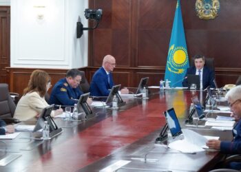 Премьер-министр құқық бұзушылықтың алдын алу жөніндегі ведомствоаралық комиссияның отырысын өткізді