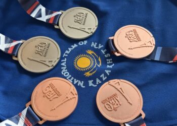 Қазақстан Францияда өткен IPhO-2025 физика олимпиадасында бес медаль жеңіп алды