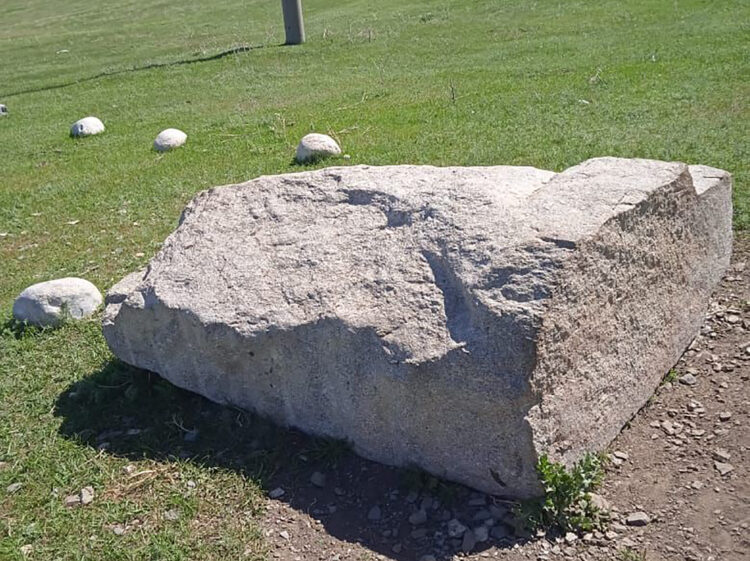 Талқыға түскен тағдырлар немесе белгітасты кім құлатты