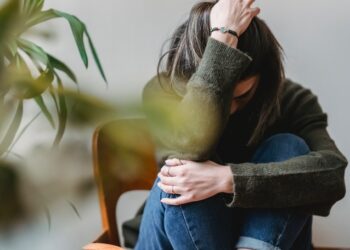 Жасөспірімдер суициді неге көбейіп барады?