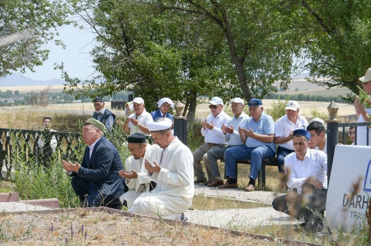 Шығыстың аққан жұлдызы