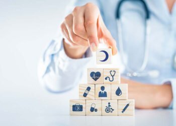 Елде медициналық қызмет ақысы өзгереді: Тоқаев заңға қол қойды