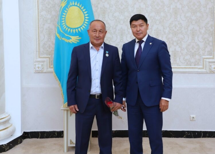 Талдықорғанда құрылысшыларға құрмет көрсетілді