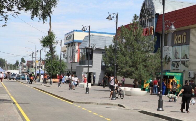 Талдықорғанда Арбат алаңы абаттандырылды