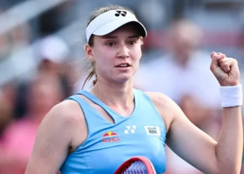 Рыбакина әлемнің 6-ракеткасын жеңіп, ширек финалға шықты