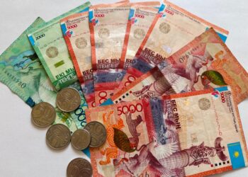 Ресми. Биыл бірқатар маманның жалақысы өседі