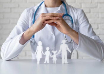 Табысы жоғары азаматтар үшін жарна көлемі артады: 2026 жылдан бастап МӘМС жүйесіне өзгерістер енгізіледі