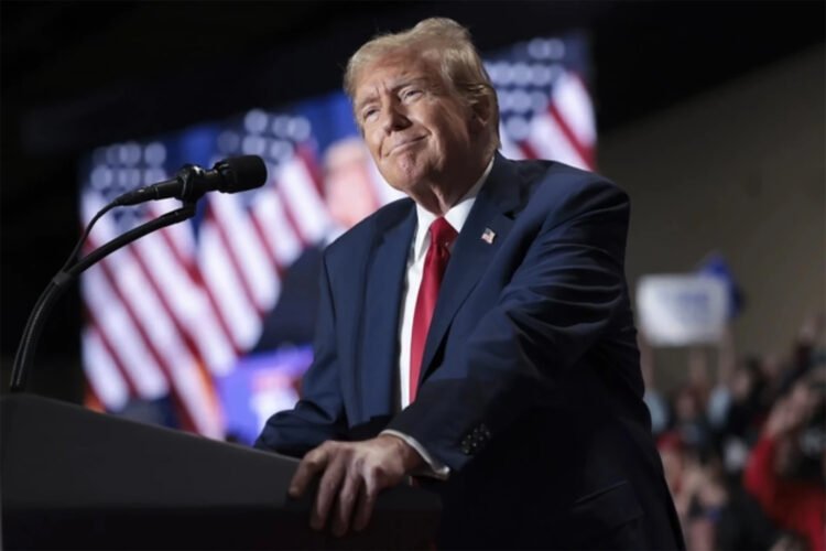 Трамп Қазақстан және бірқатар елге қарсы кедендік баж салығы туралы жарлыққа қол қойды