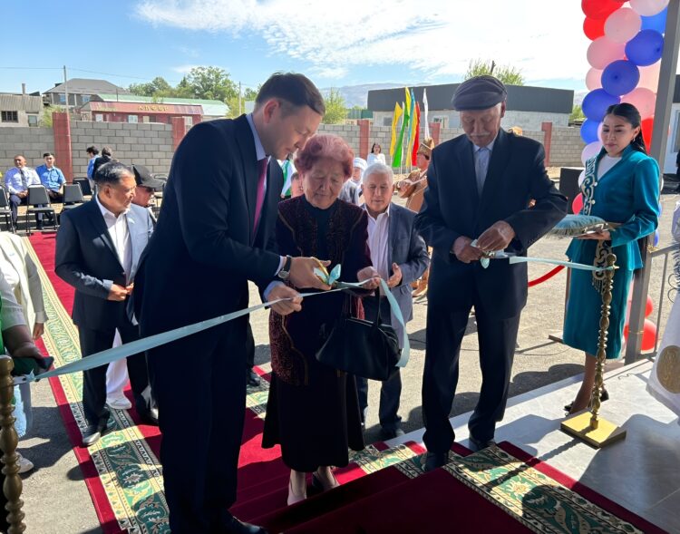 Ақсу ауданында «Жанұя» орталығы ашылды