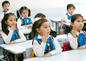 Мыңнан аса балаға қолдау көрсетілді