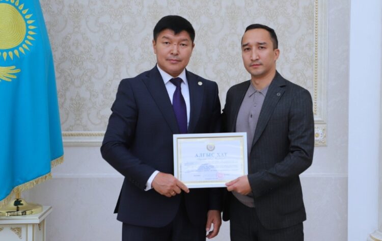 Демеушілер марапатталды
