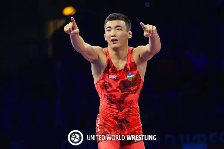 Өзбекстан қазағы Айтжан Қалмаханов грек-рим күресінен әлем чемпионы атанды