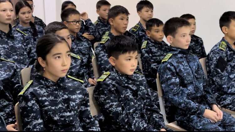 Талдықорғанда полицейлер жас сақшыларға практикалық сабақ өткізді