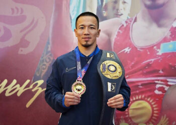 Ғасырдың тұңғыш чемпионы