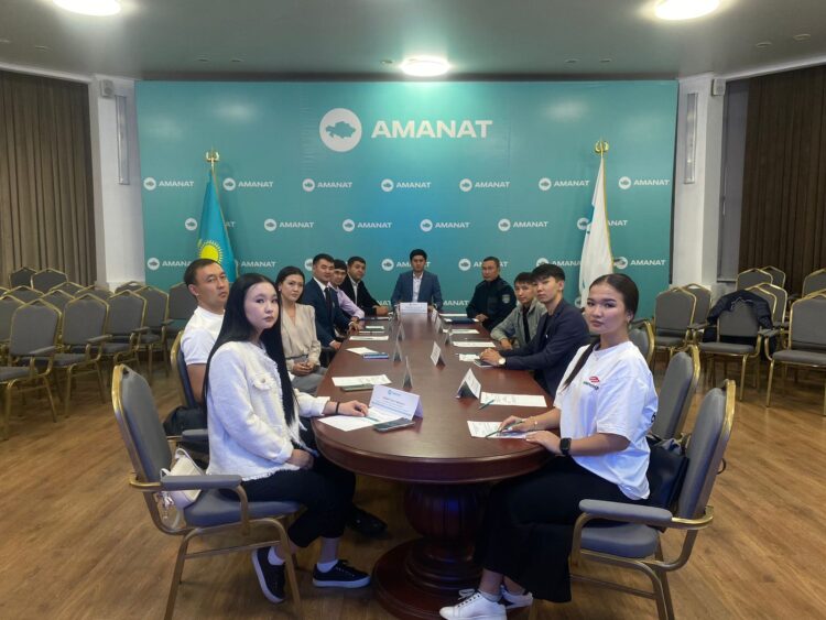 Жетісуда жастарды қолдау жөніндегі кеңес өтті