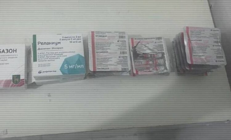 «Дәрмек» операциясы: мыңдаған дәрі мен 80 тонна улы зат тәркіленді